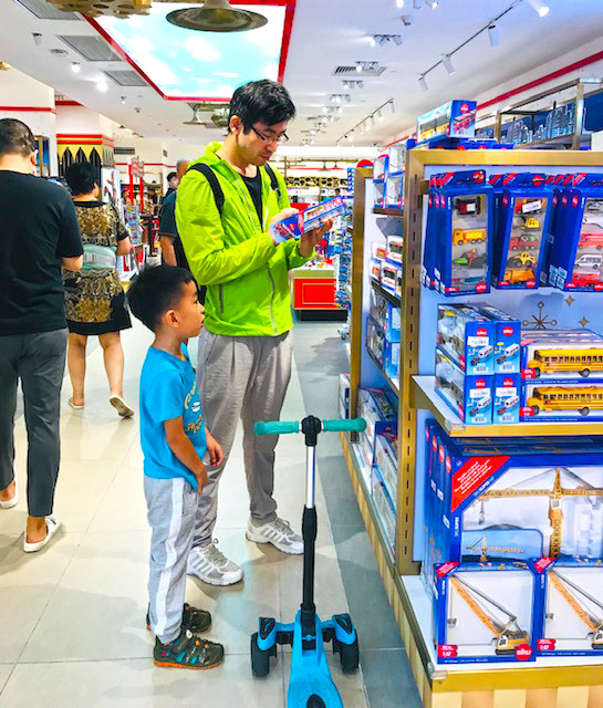 京城高大上遛娃打卡处 国贸施瓦茨玩具中心