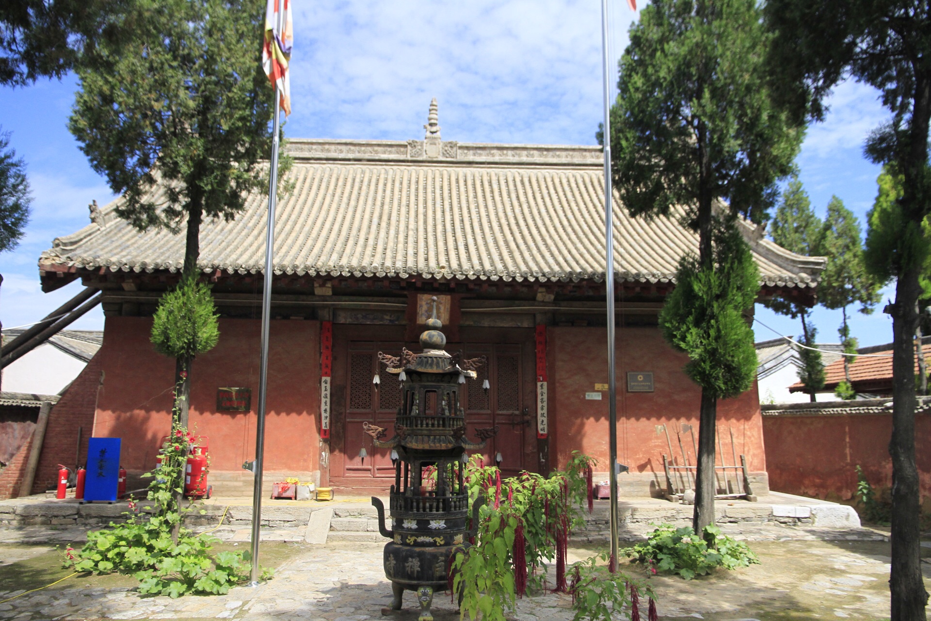 【携程攻略】繁峙公主寺景点#国宝#之旅,公主寺位于山西省繁峙县杏园