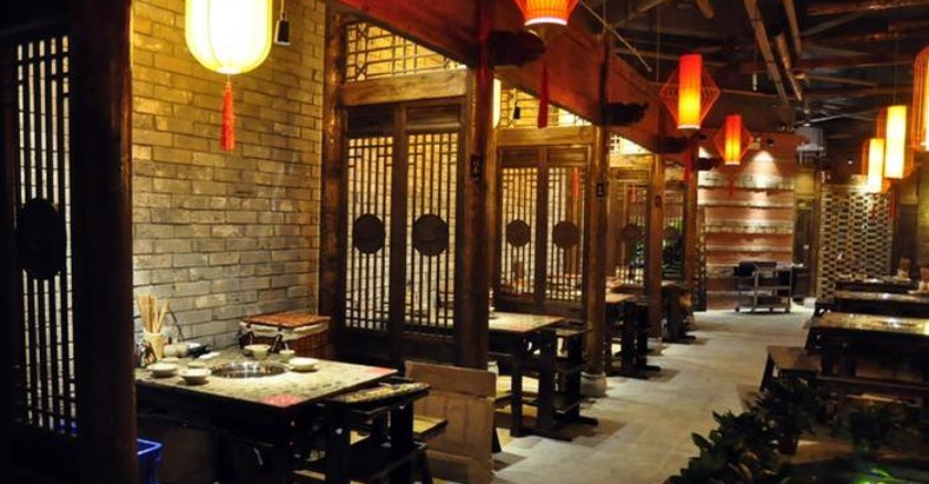 小龙坎火锅(世茂店) 3.0 分   条点评 106 /人 火锅 直线距离457m