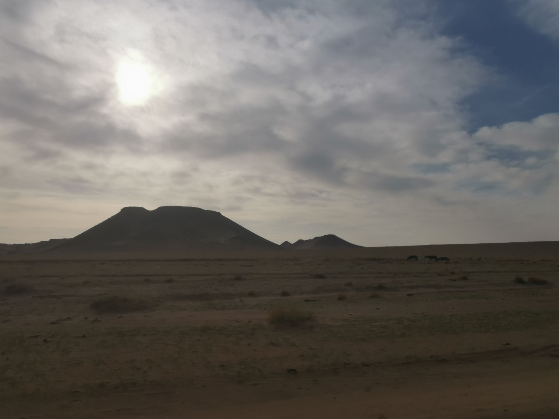 平顶山火山群图片