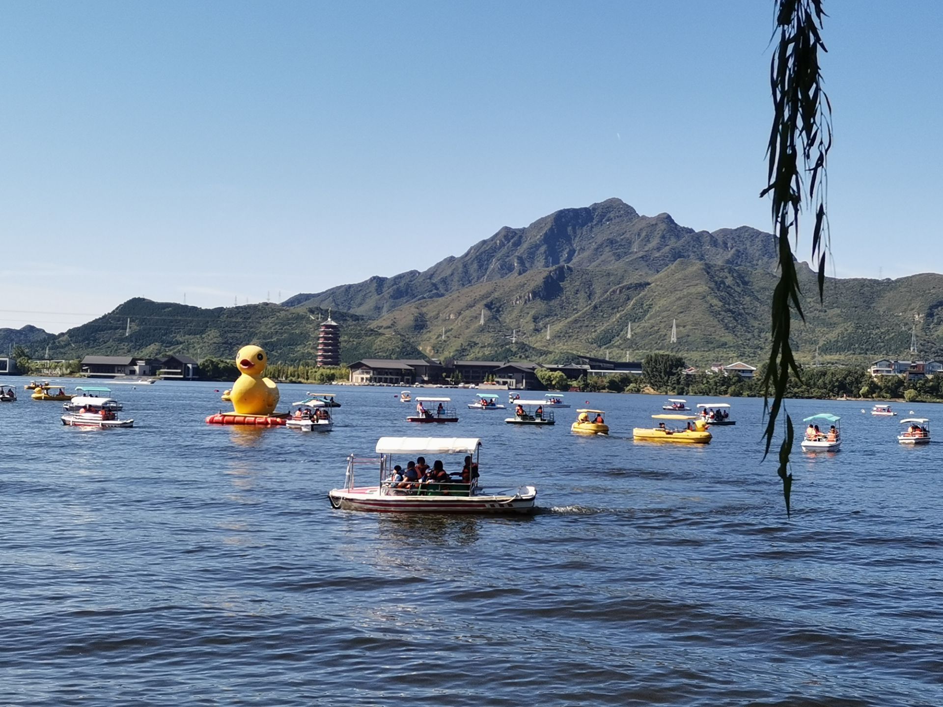 怀柔区雁栖湖好玩吗,怀柔区雁栖湖景点怎么样