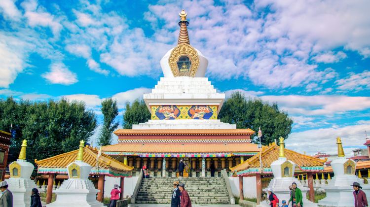 理塘白塔公园攻略-白塔公园门票价格多少钱-团购票价预定优惠-景点