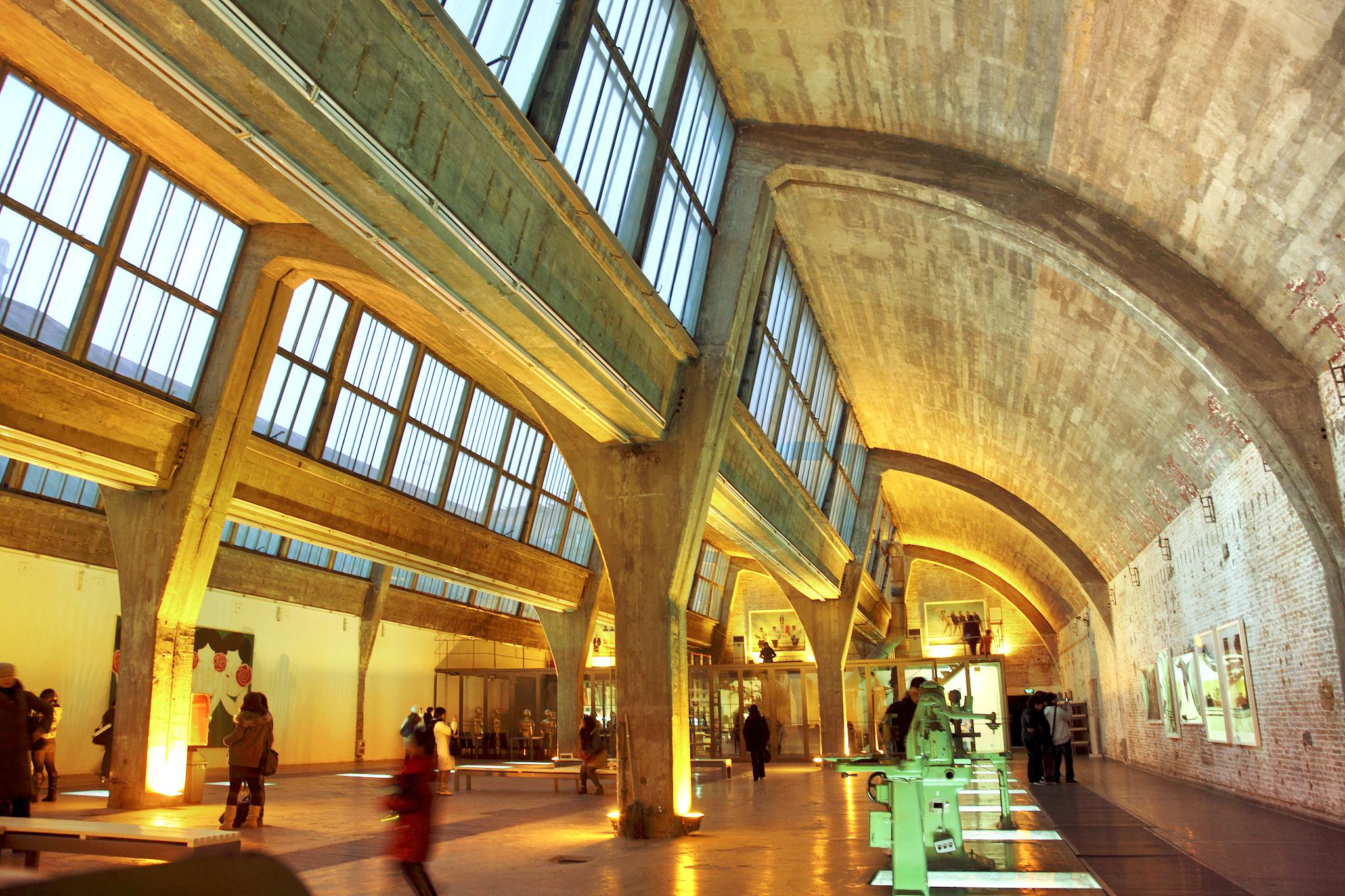 798 Art Zone travel guidebook –must visit attractions in Beijing ...