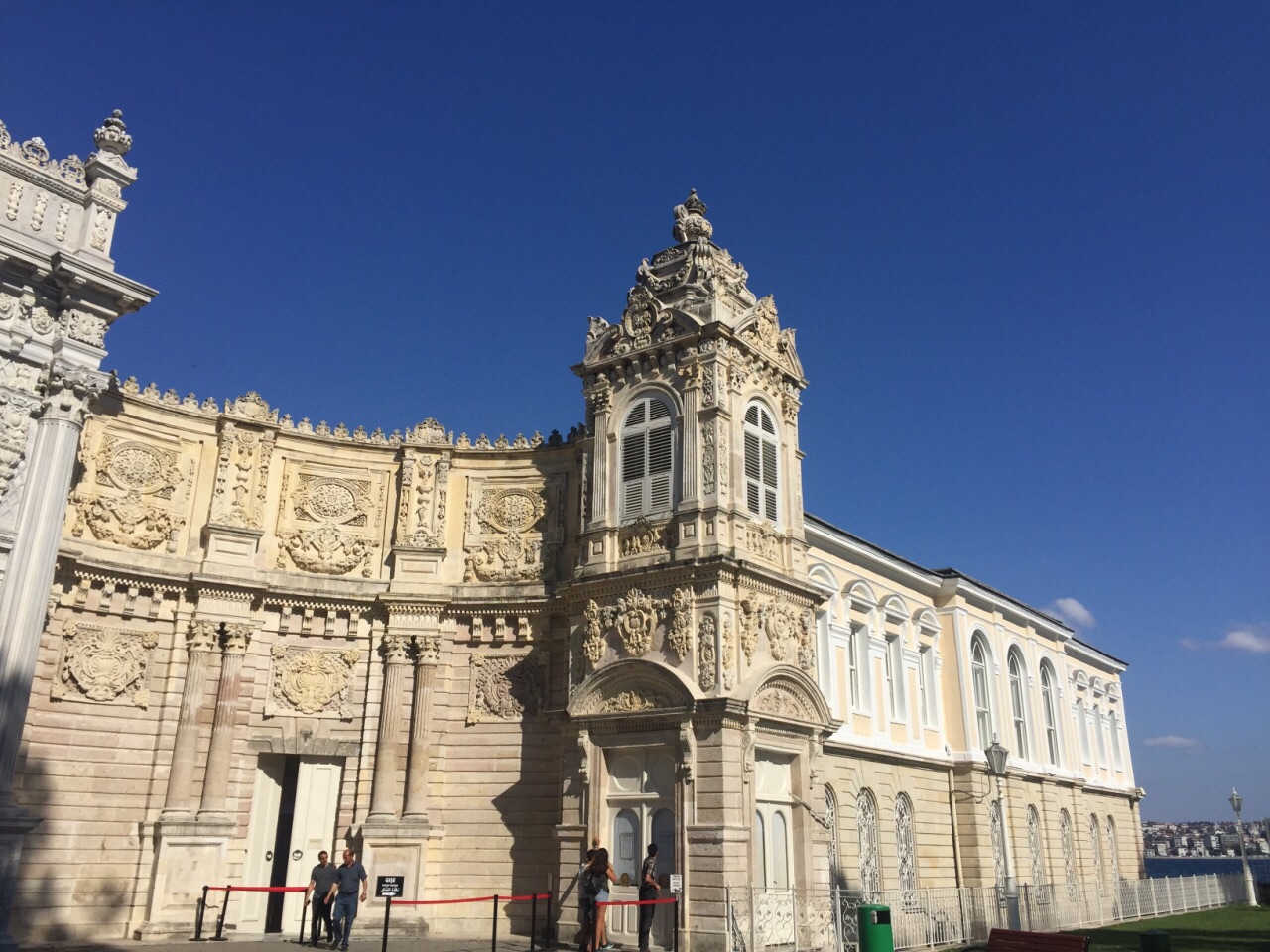 【携程攻略】伊斯坦布尔多尔玛巴赫切宫景点,去过了苏丹王国的寝宫,一