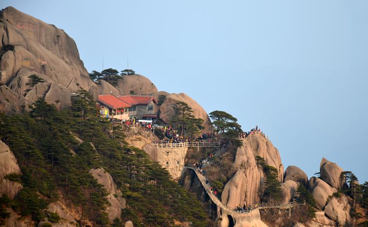 黄山玉屏楼宾馆#请问标间的床有多宽?是1.2米吗?打算7月出发.