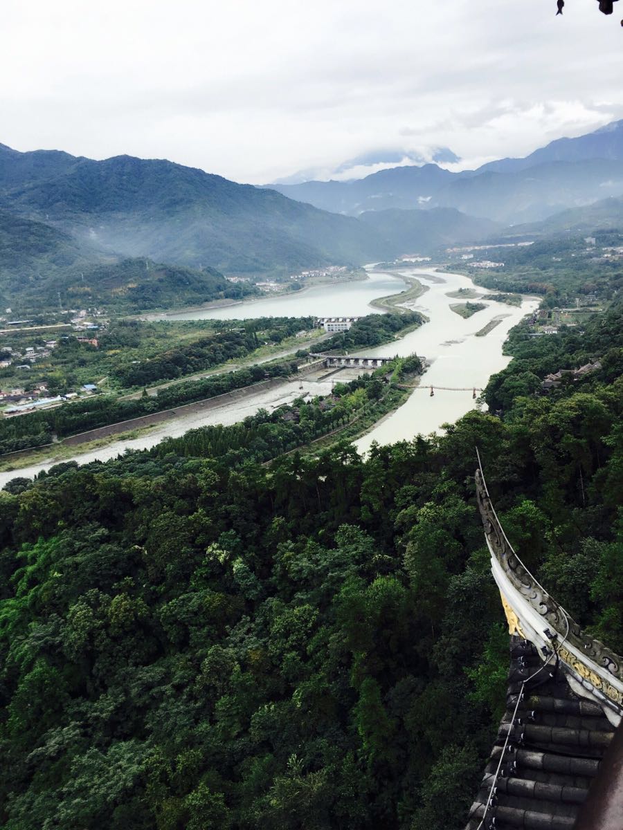 【攜程攻略】都江堰都江堰景區景點,水利工程挺壯觀的,講解講太快,聽