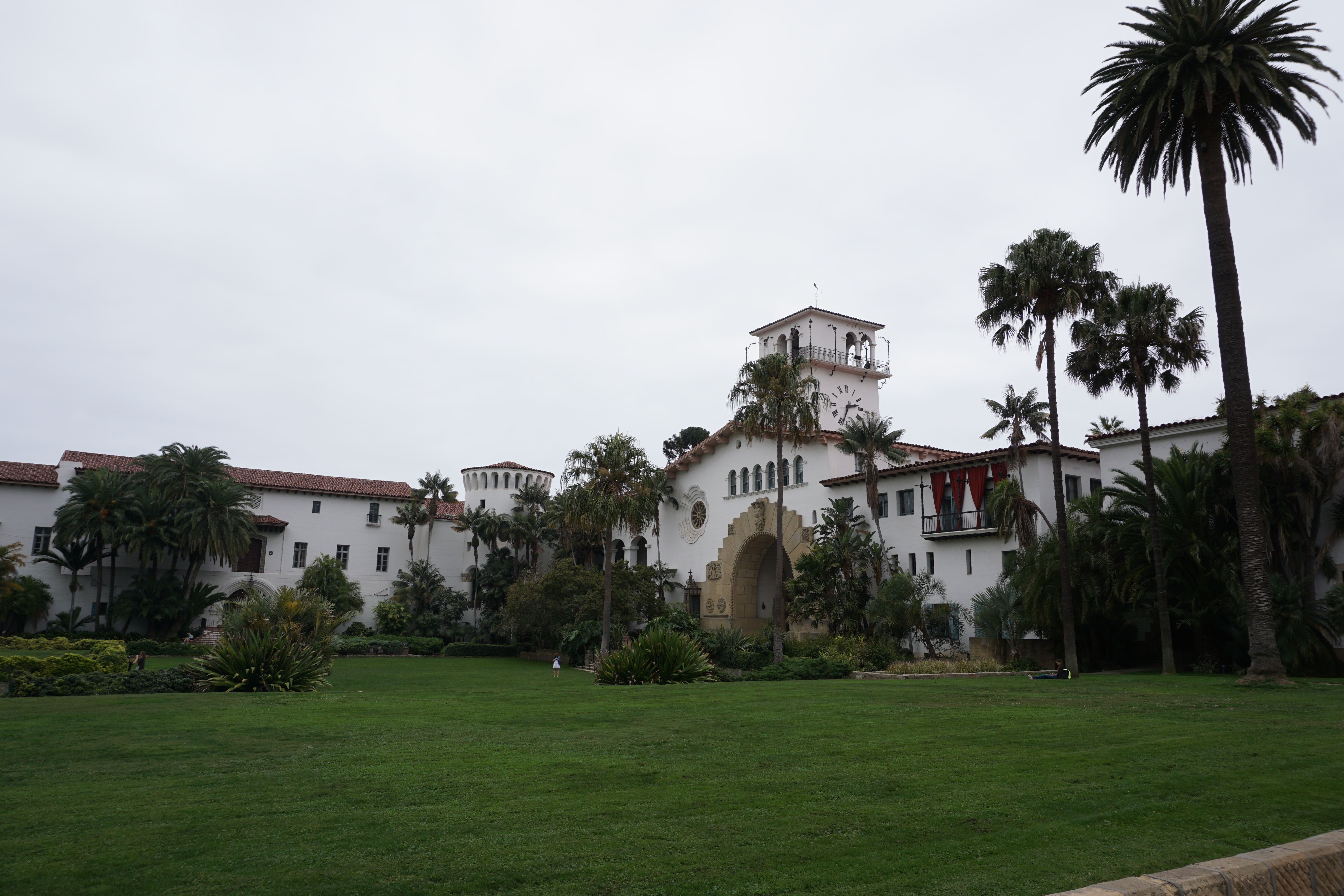 加州大学圣芭芭拉(ucsb相当于国内什么大学)