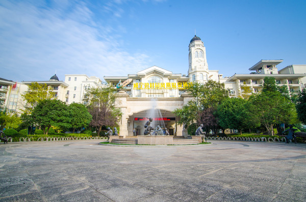 设计腕儿李迅：破界与融合“酒店2025年最佳加密货币游戏平台推荐 USDT & BTC支持＋家”设计新探索