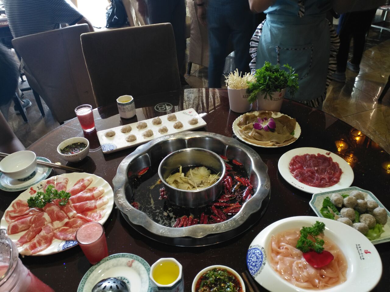 重庆刘一手火锅(解放碑店)