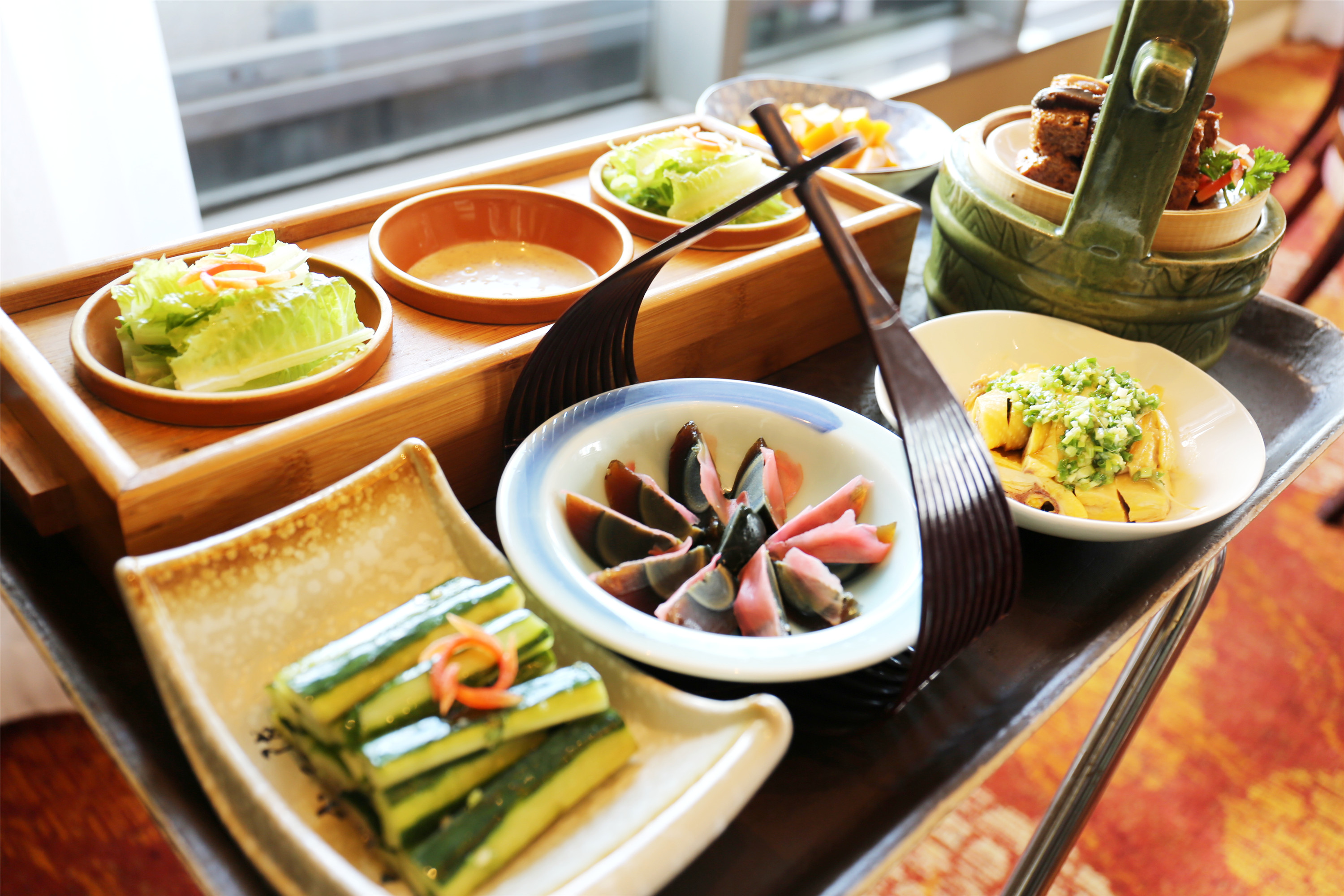 对于吃货来说,美食更是必不可少.