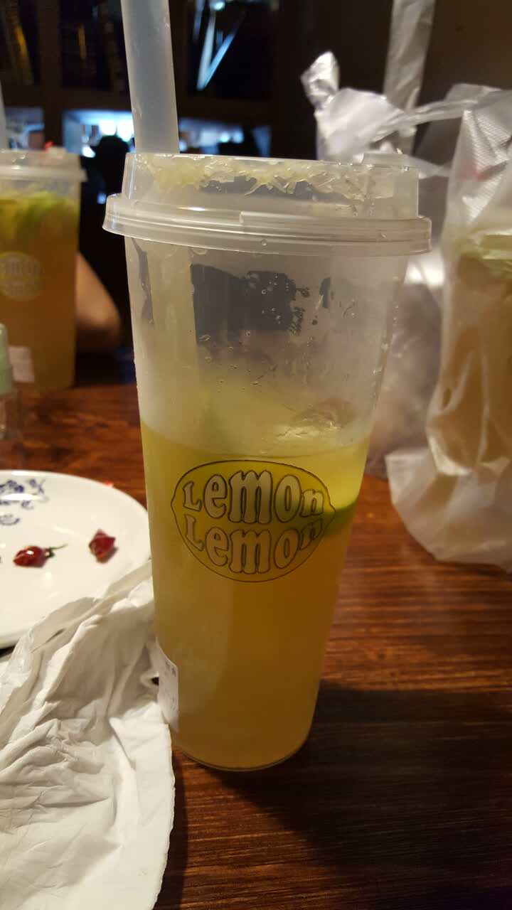 2022lemonlemon手摇柠檬茶(kk one店)美食餐厅,经常喝鲜柠芦荟,个人很