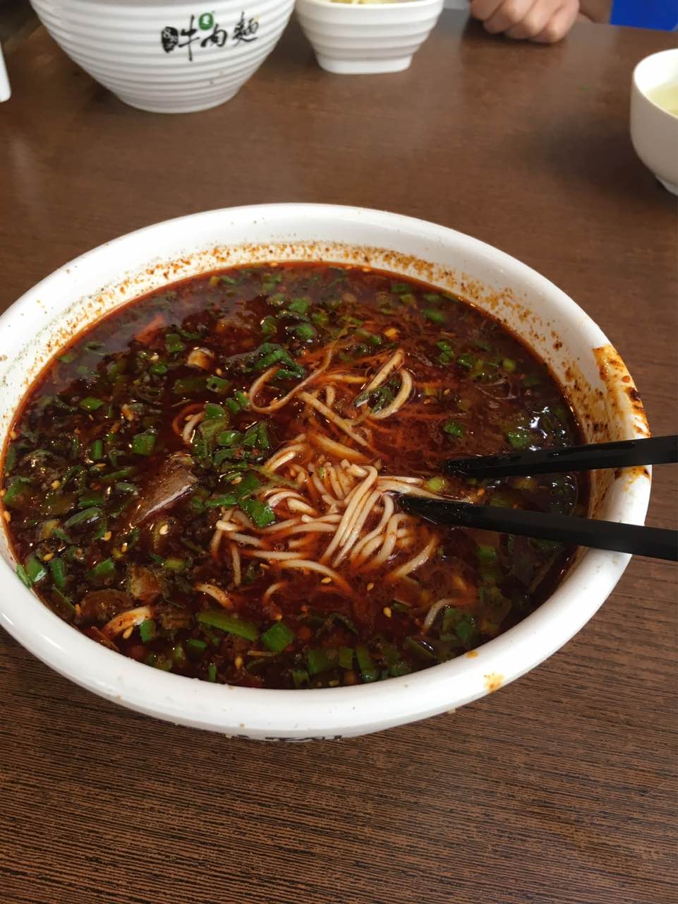 2022阿西娅八公里牛肉面美食餐厅,味道好,环境好,停车方便.