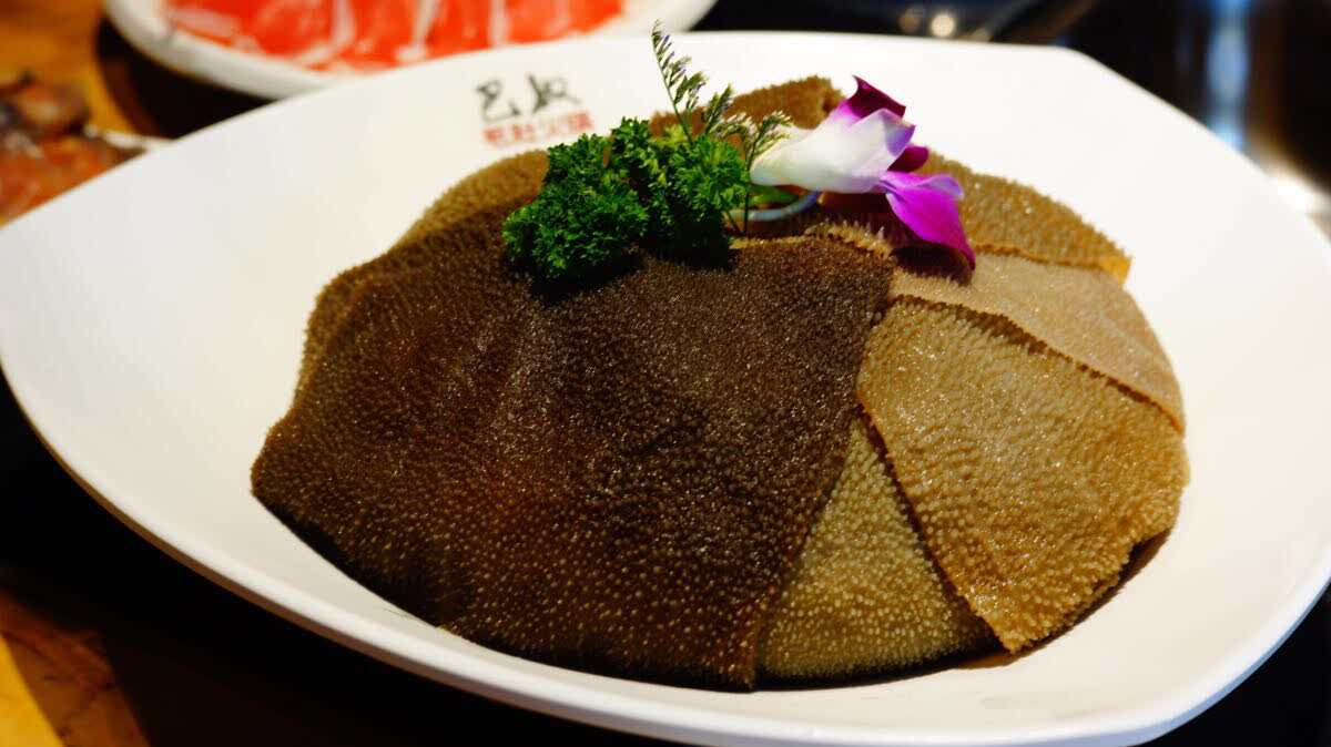 2022巴奴毛肚火锅(二七路店)美食餐厅,经常去 毛肚不错 主要还是服.