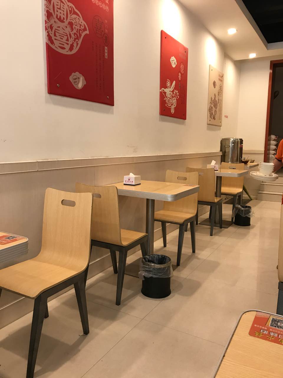 60平米饺子馆装修图图片