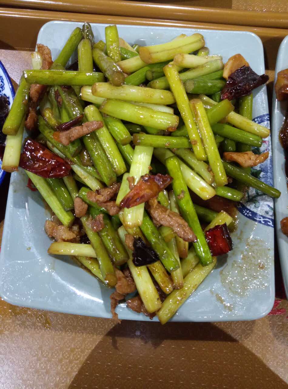 上海佰佳興大食堂好吃嗎,佰佳興大食堂味道怎麼樣,環境/服務好不好