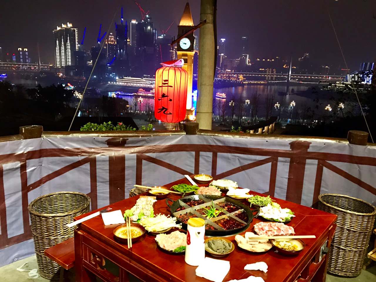 5 分 23 条点评 96 /人 火锅 直线距离110m