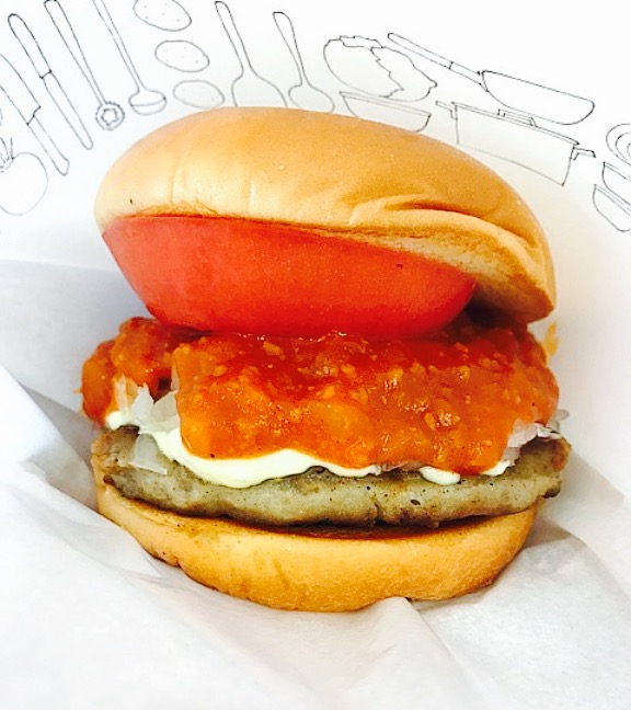 mos burger(umeda center building) 直线距离 100m