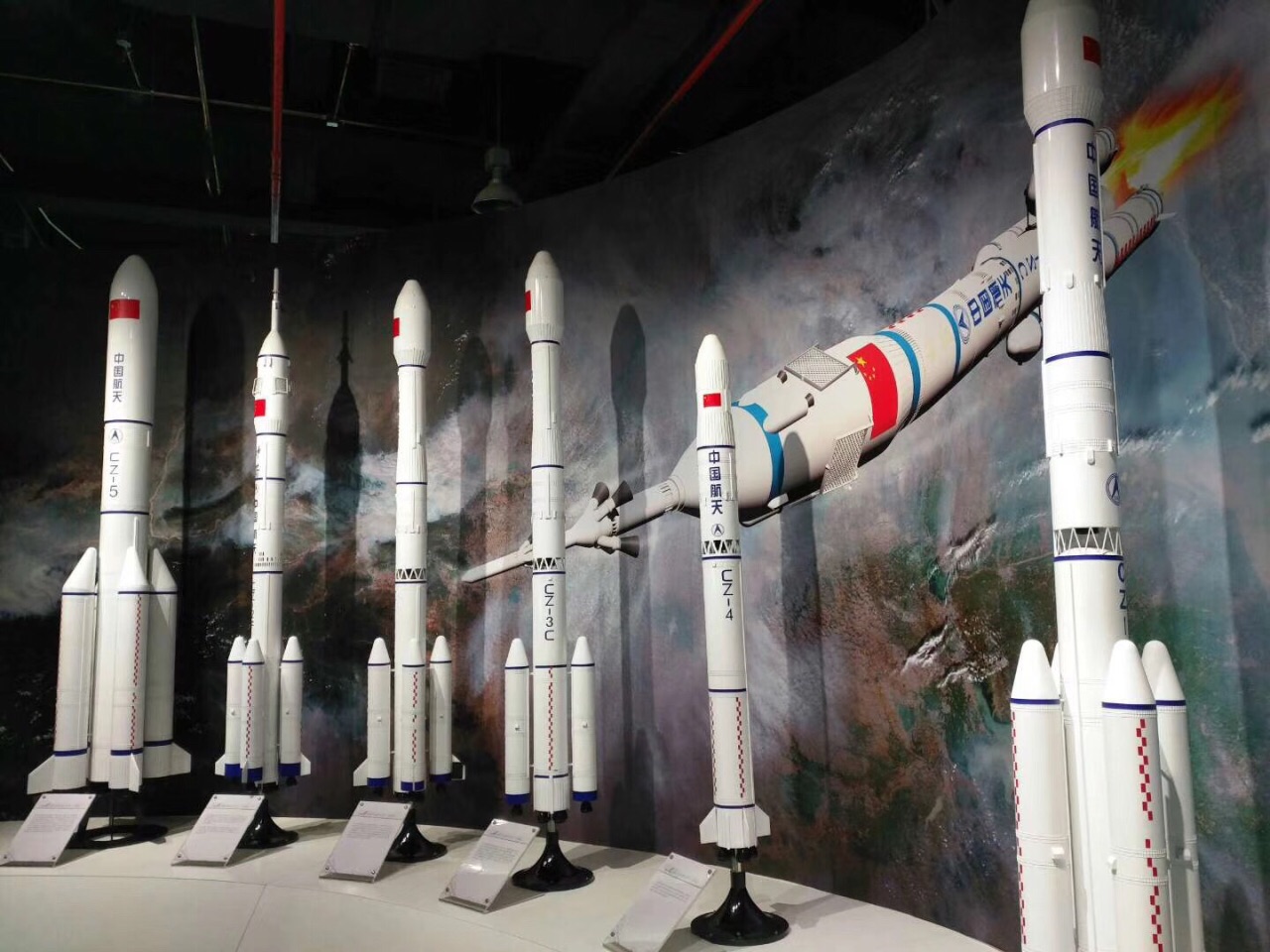 中国航天博物馆开馆 可沉浸式体验火箭发射现场-新华网