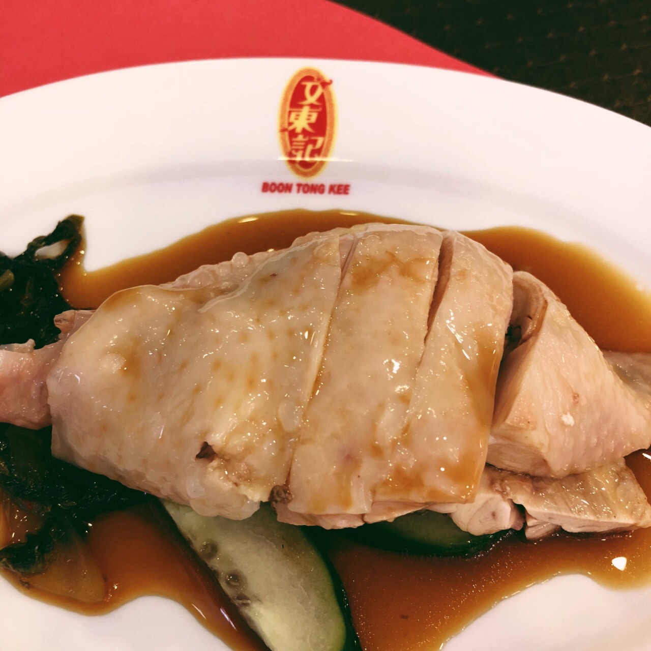 【新加坡必吃美食】文东记海南鸡饭｜星级等级的好吃小吃（黄埔西店） | BringYou