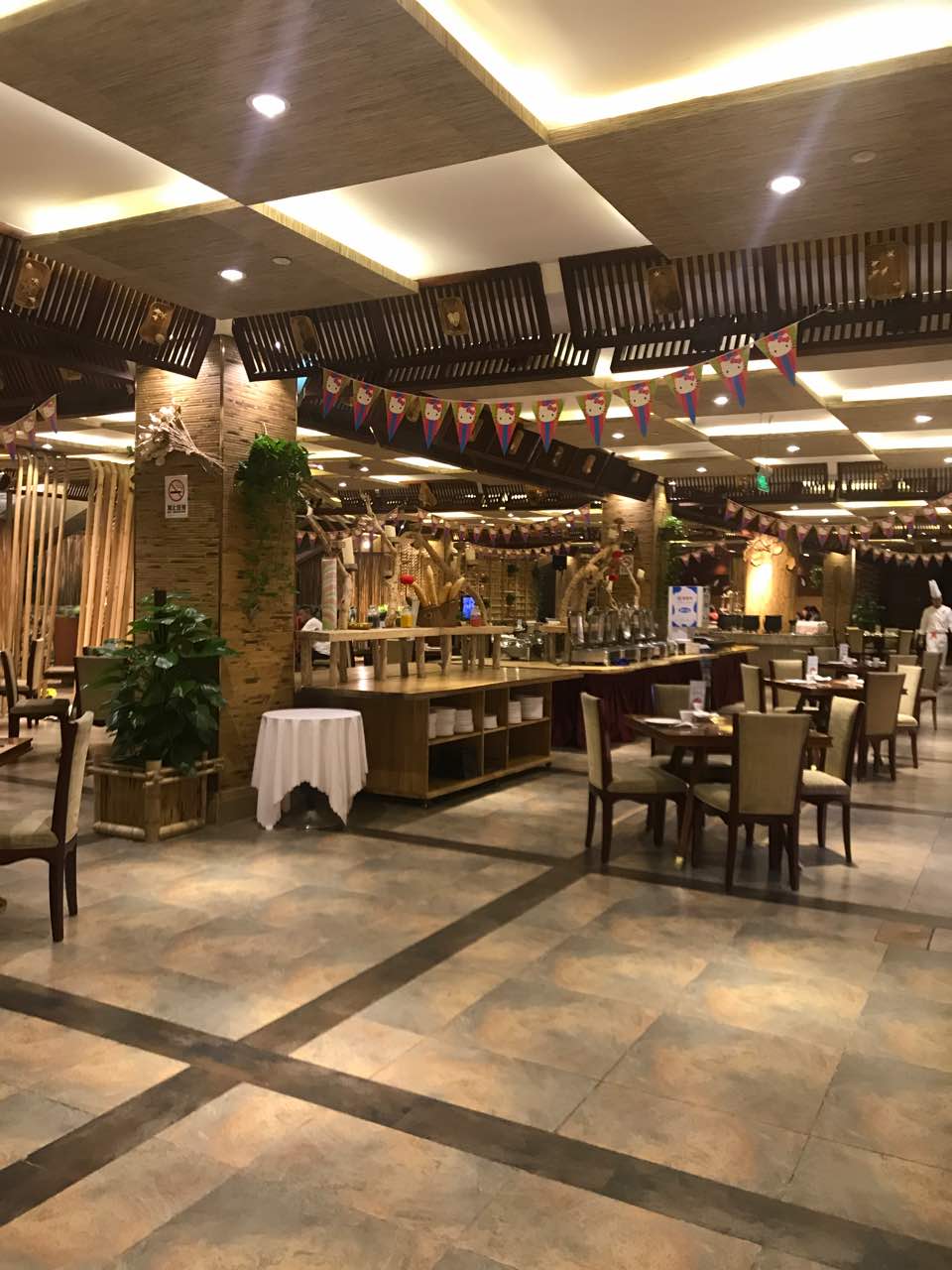 【携程美食林】郑州河南天地粤海酒店粤海世家餐馆,环境好,菜品正宗