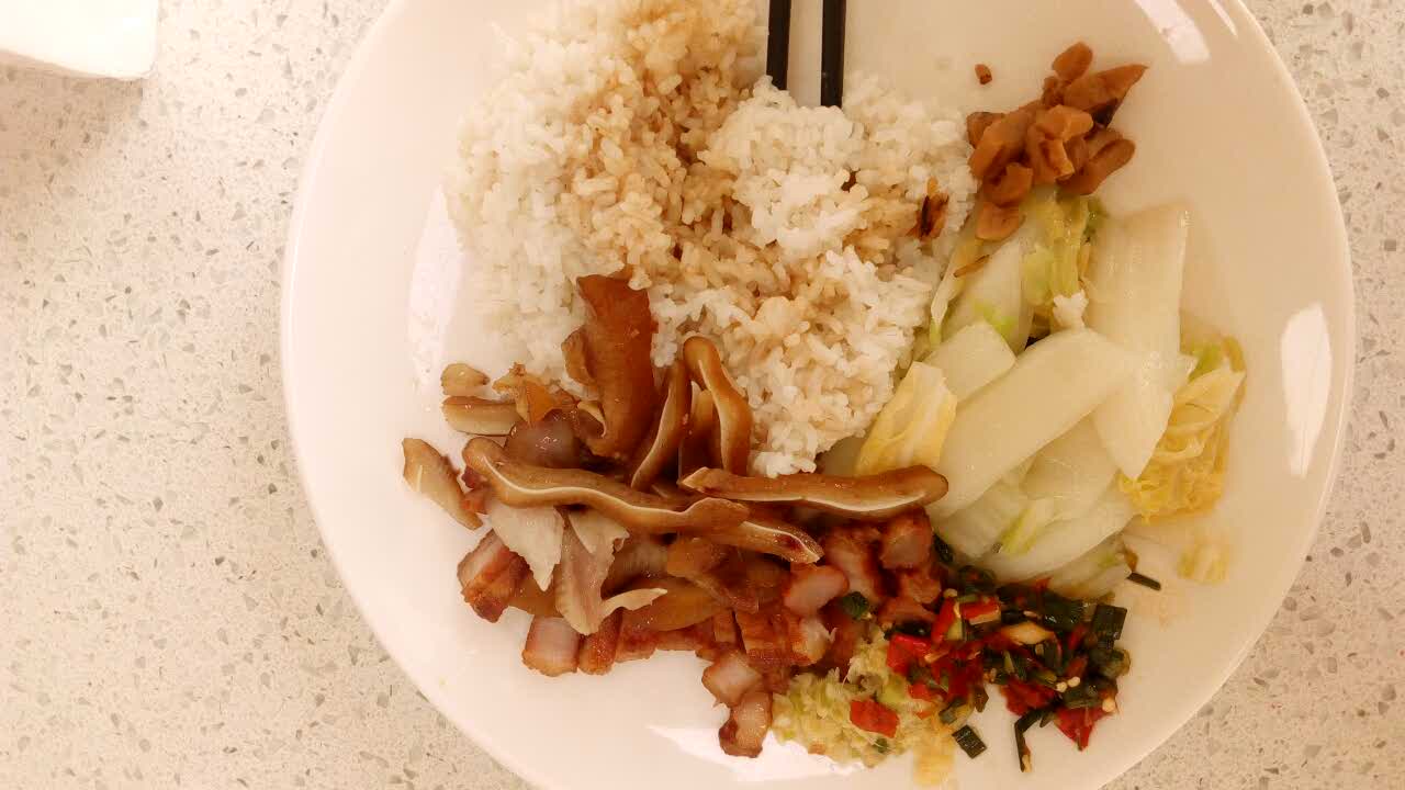 我喜欢吃的猪耳朵,价格也合适,不说了要继续吃了