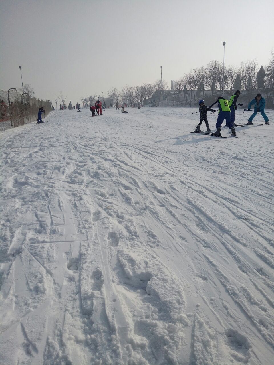渭南必捷滑雪场攻略,渭南必捷滑雪场门票/游玩攻略/地址/图片/门票
