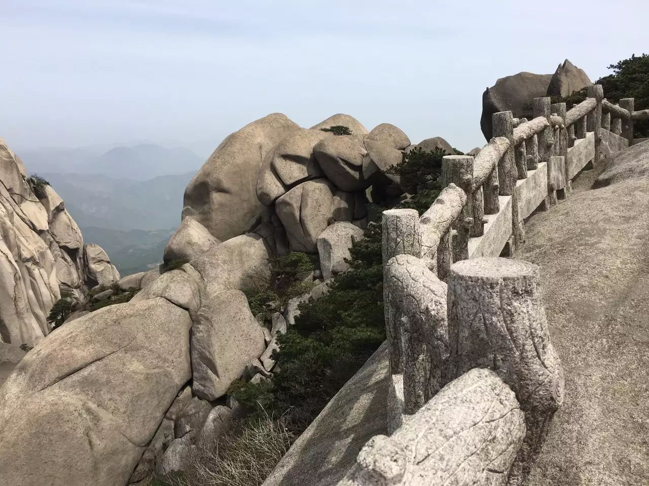 浏阳天柱峰图片