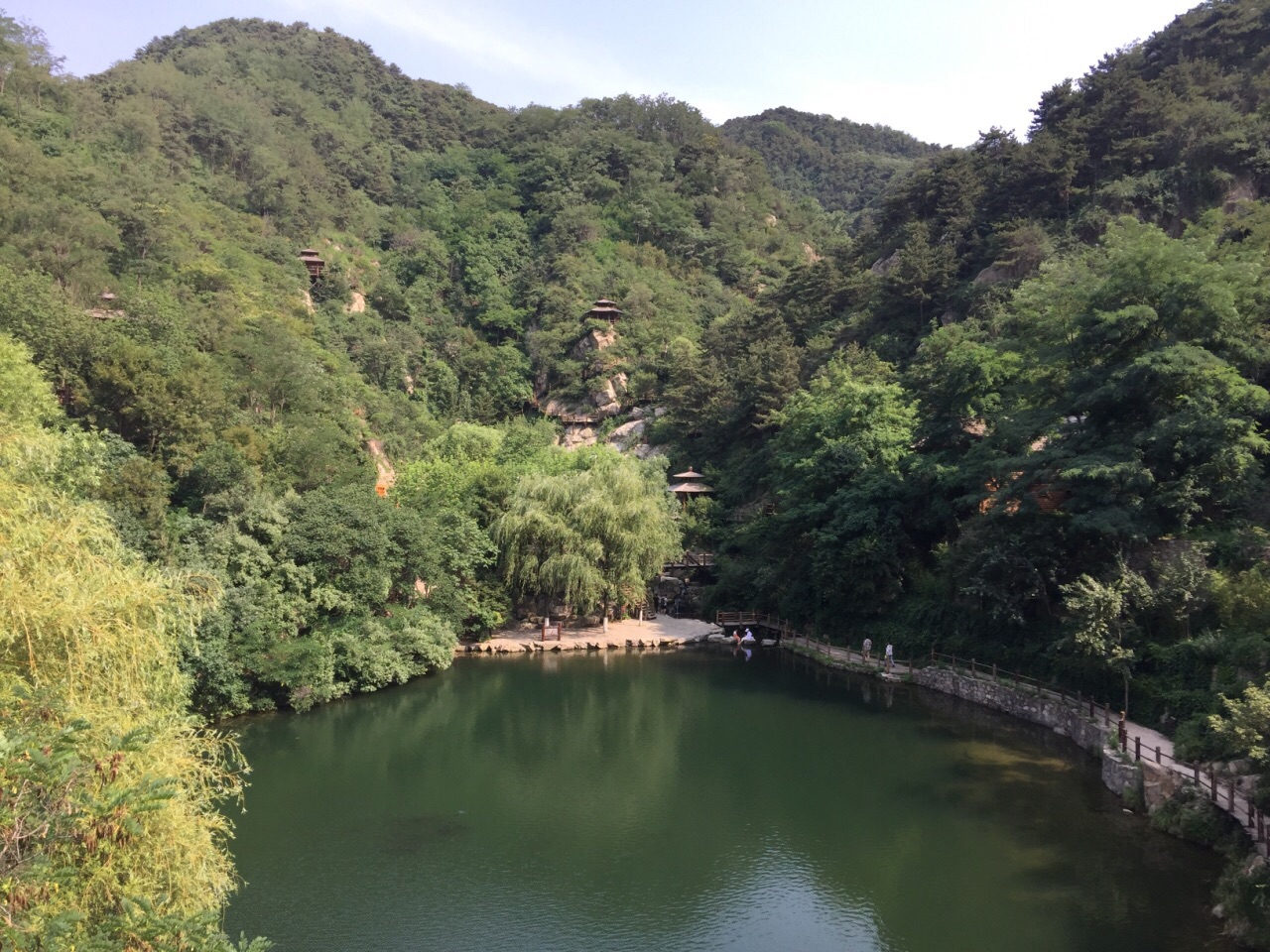 九如山瀑布群風景區