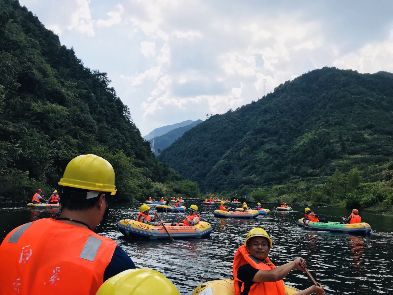 【携程攻略】千岛湖白云溪漂流景点,一个半小时的漂流,有几处还是比较