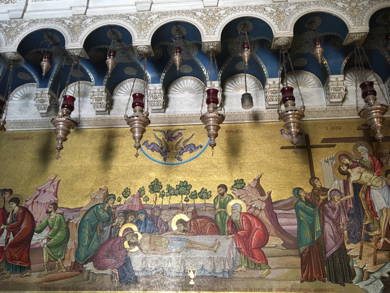 西班牙巴伦西亚 — 2019年9月25日：一群身着白色长袍在教堂祈祷的基督教修女 编辑类库存图片 - 图片 包括有 祝福, 信念: 167338819