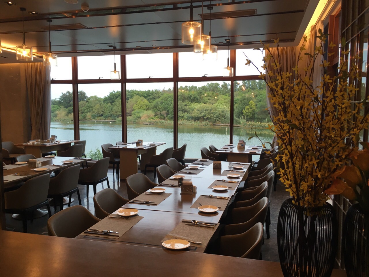 曲江南湖环境好的餐厅图片