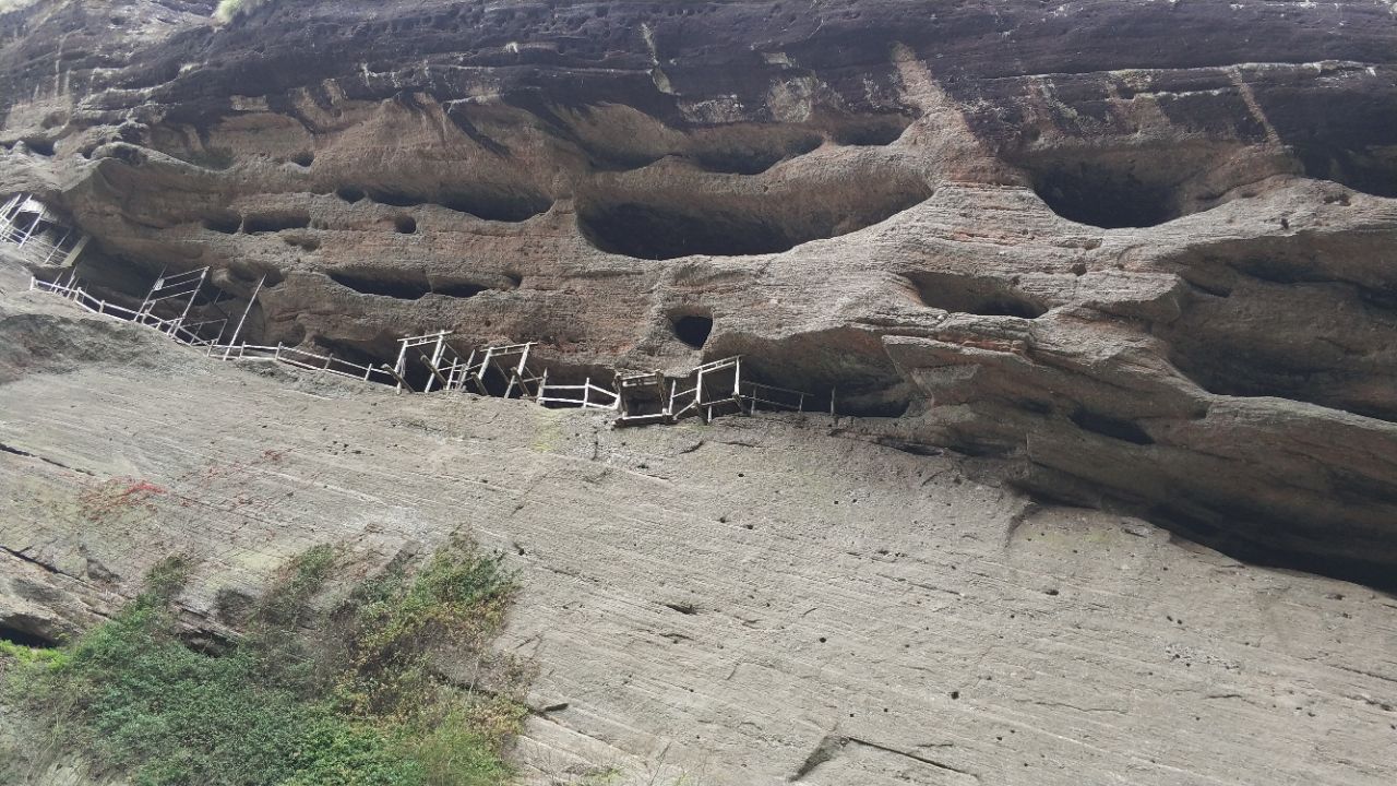 【携程攻略】武夷山古崖居遗构景点,在武夷山大红袍景区内徒步,鹰嘴岩