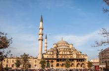 浓郁奥斯曼风情，伊斯坦布尔最年轻的耶尼清真寺