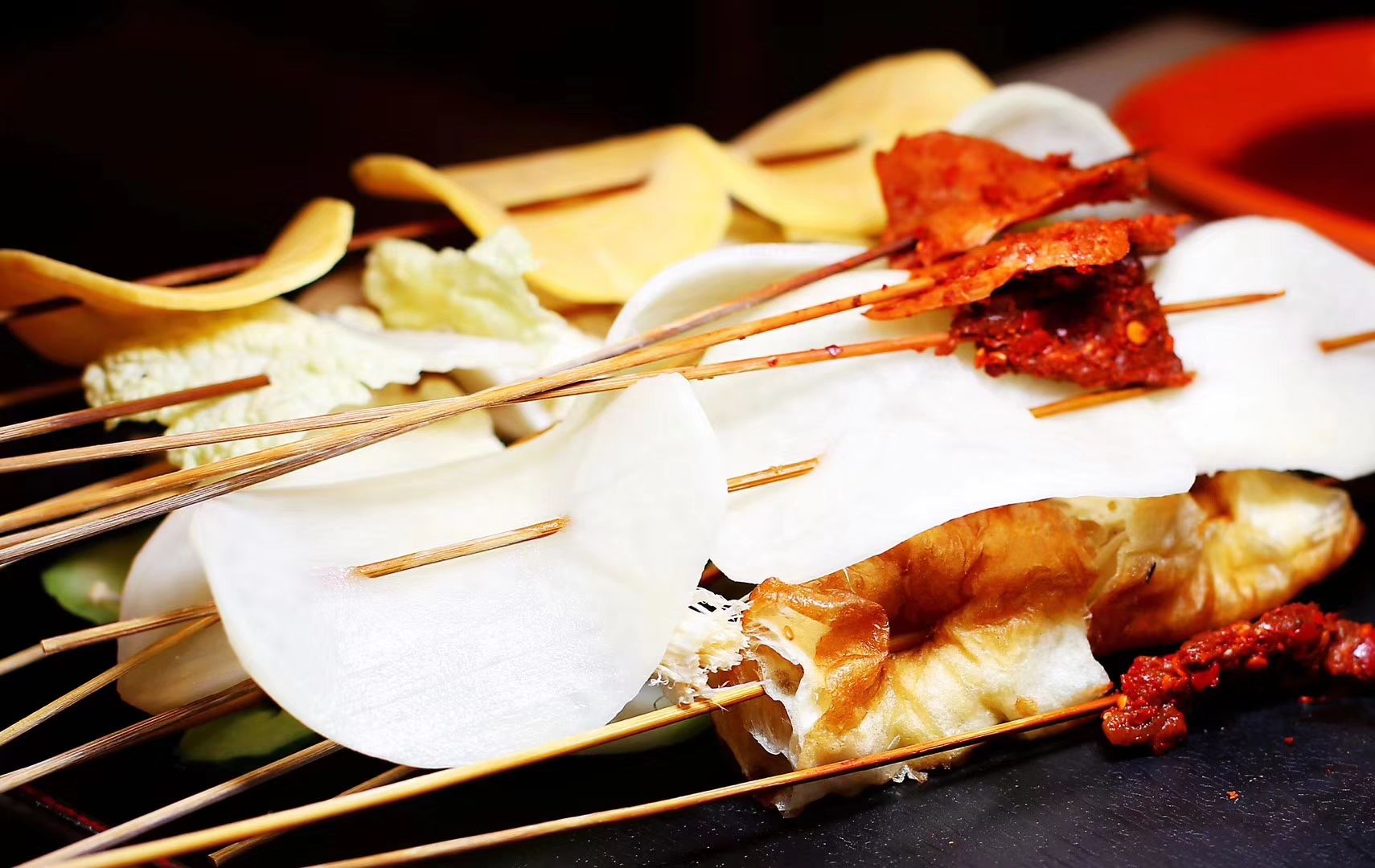 彩凤辣糊糊串串香