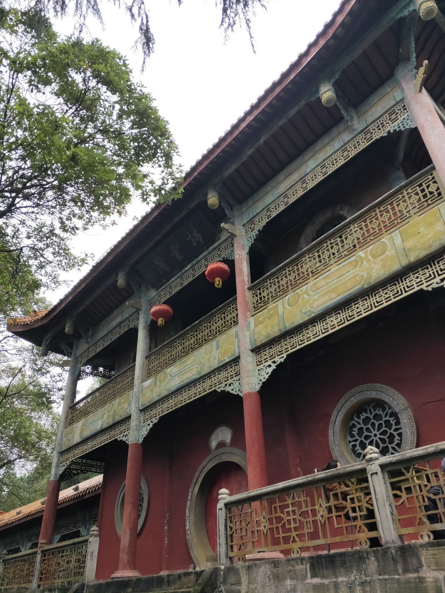 阆中大佛寺