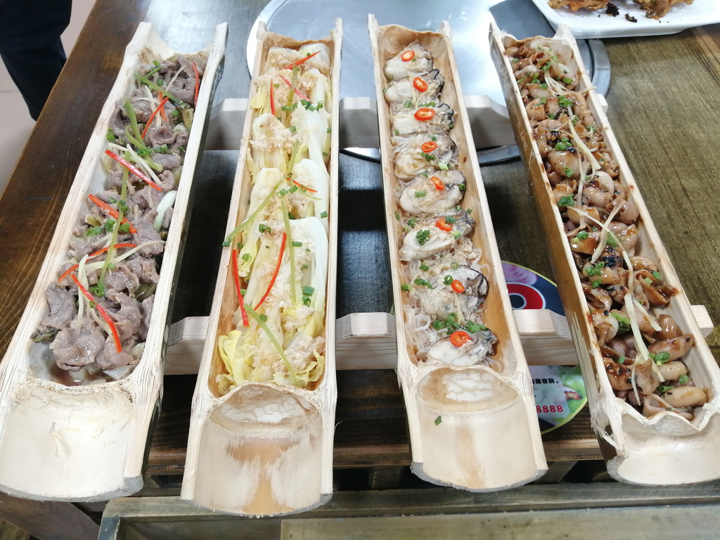 一家小店能做出如此精美,美味的竹筒菜,厉害了