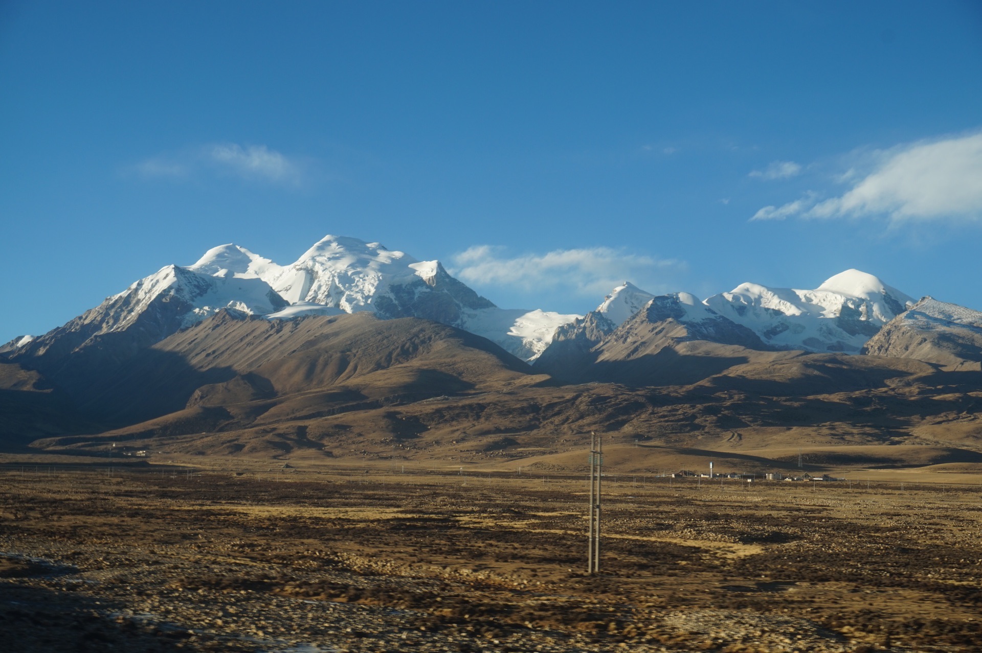 2023青藏铁路玩乐攻略,青藏铁路是通往西藏腹地的第...【去哪儿攻略】