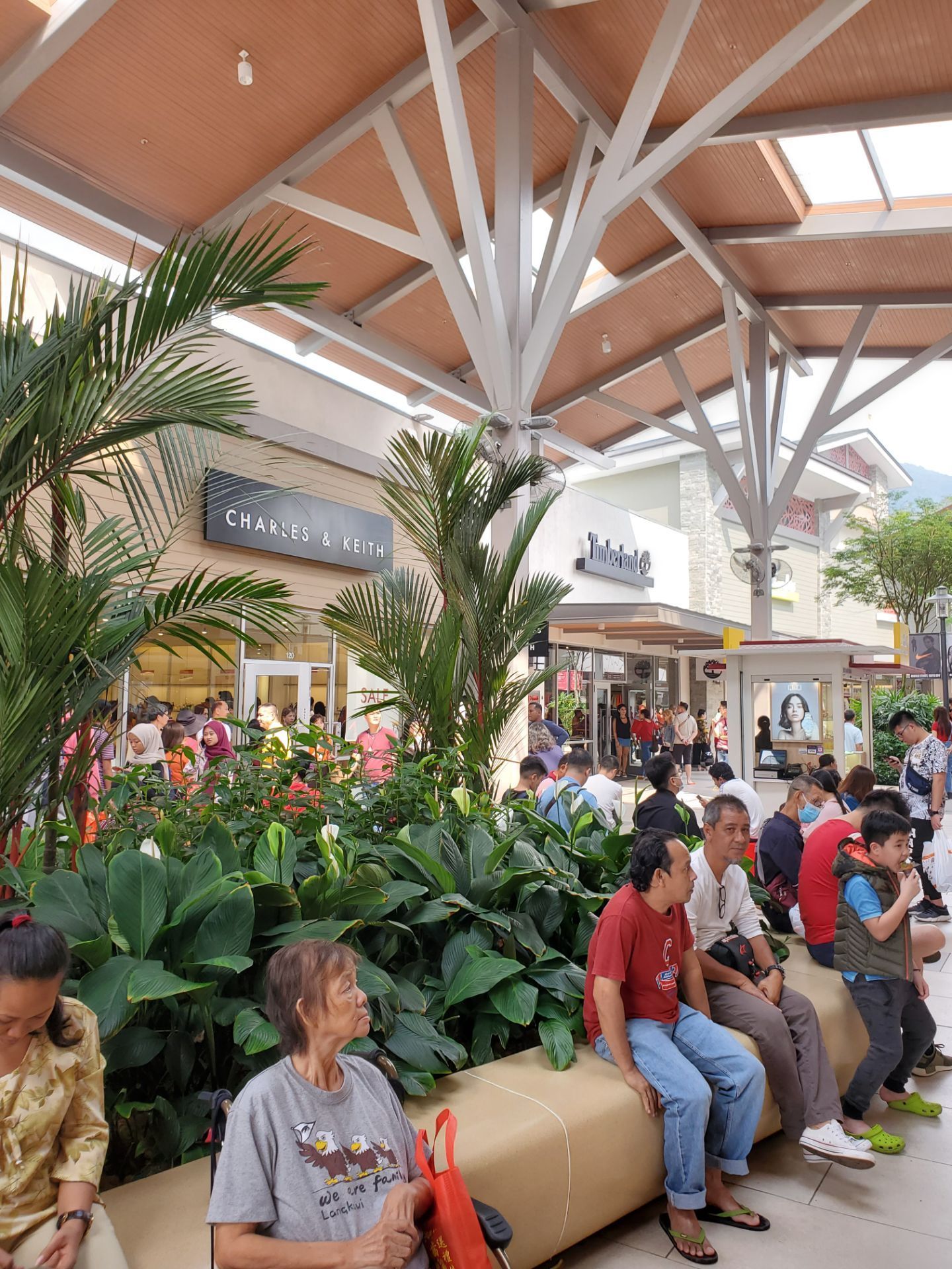 三井奥特莱斯购物城（吉隆坡国际机场店）_马来西亚_全球购网
