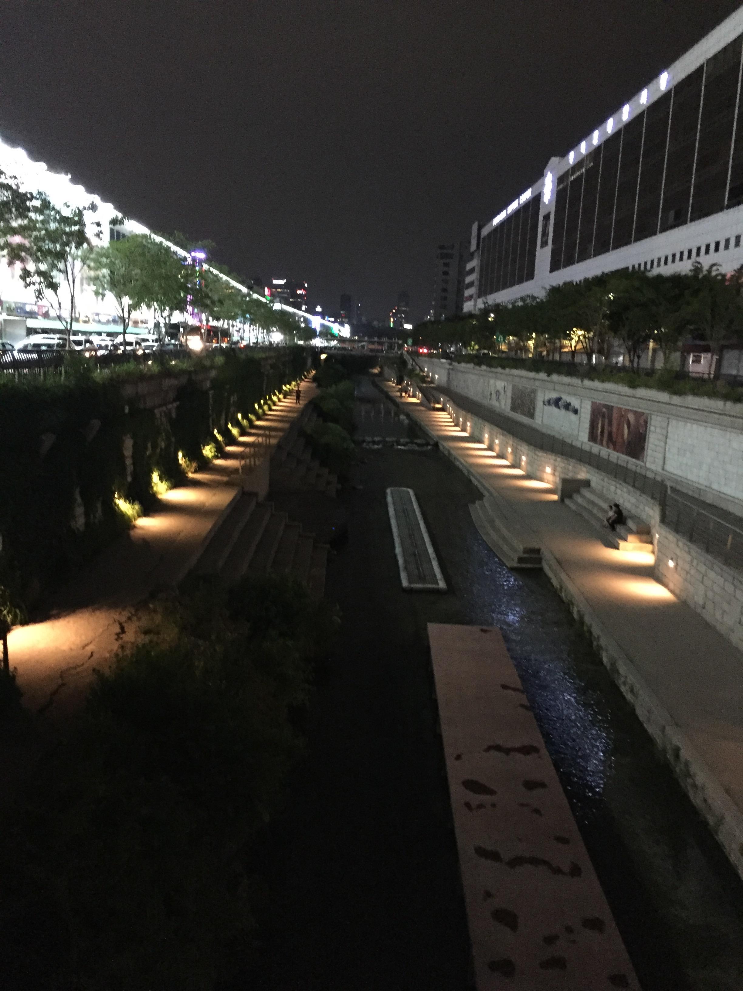 清溪川夜景图片