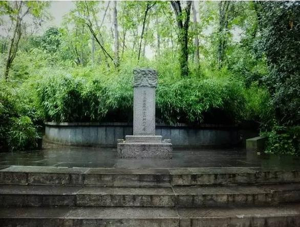 别看老九门了,亲自探索南京值得去的古墓吧