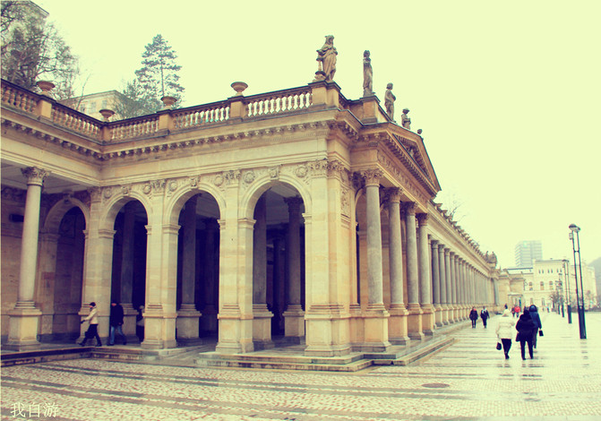 捷克+奥地利漫步东欧10日游 含东方卫视《花样