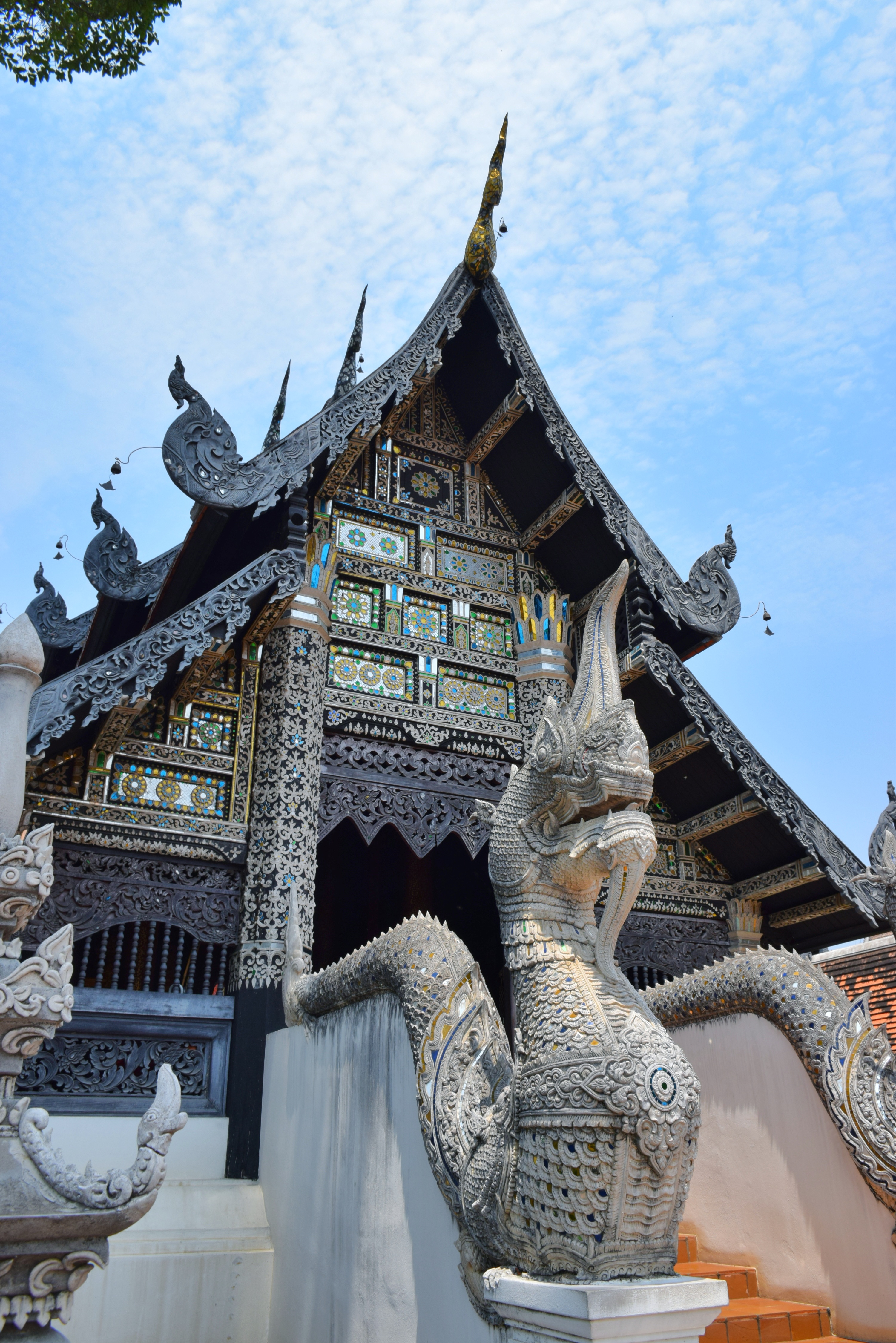【携程攻略】清迈大佛塔寺景点,契迪龙寺 wat chedi luang ,又名大