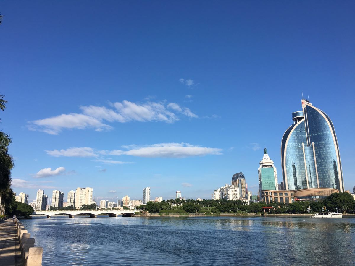 【携程攻略】厦门白鹭洲公园景点,厦门的绿化很好,公园也很好.
