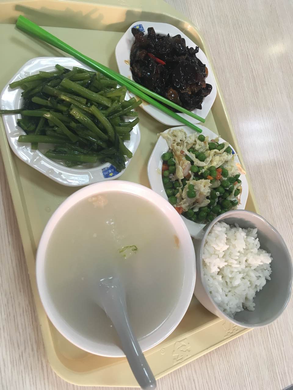 2021苏客·快餐家常菜(镇江大港店)美食餐厅,青豆芙蓉虾仁,木耳鸡心