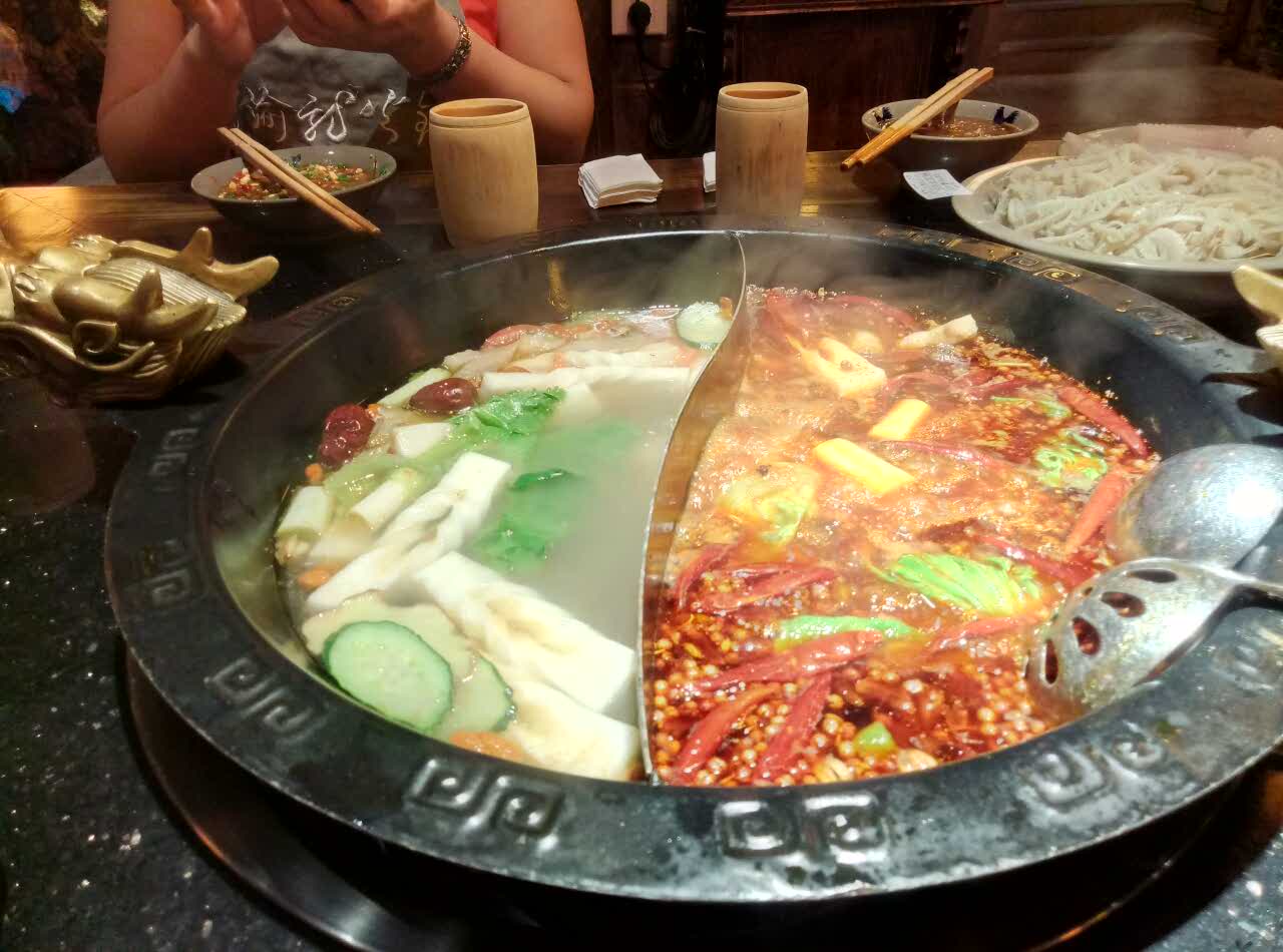 成渝龙火锅(华阳店)