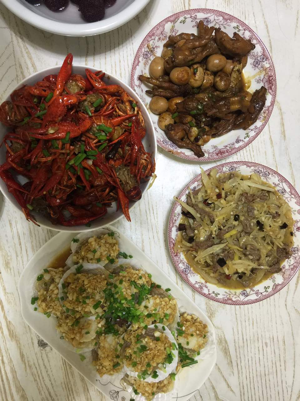 2021伙工店·家常菜(绳金塔店)美食餐厅,里面有哦个特色菜还不错,还.