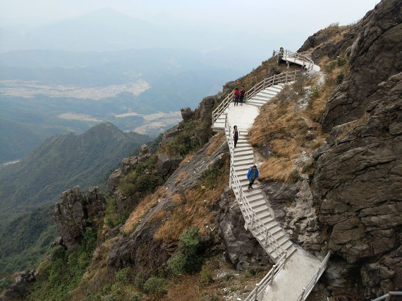 清远金子山原生态旅游风景区