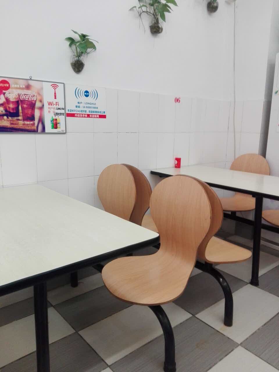 2021龙辉自选快餐(一分店)美食餐厅,味道可以菜比较多,厨师有绝.