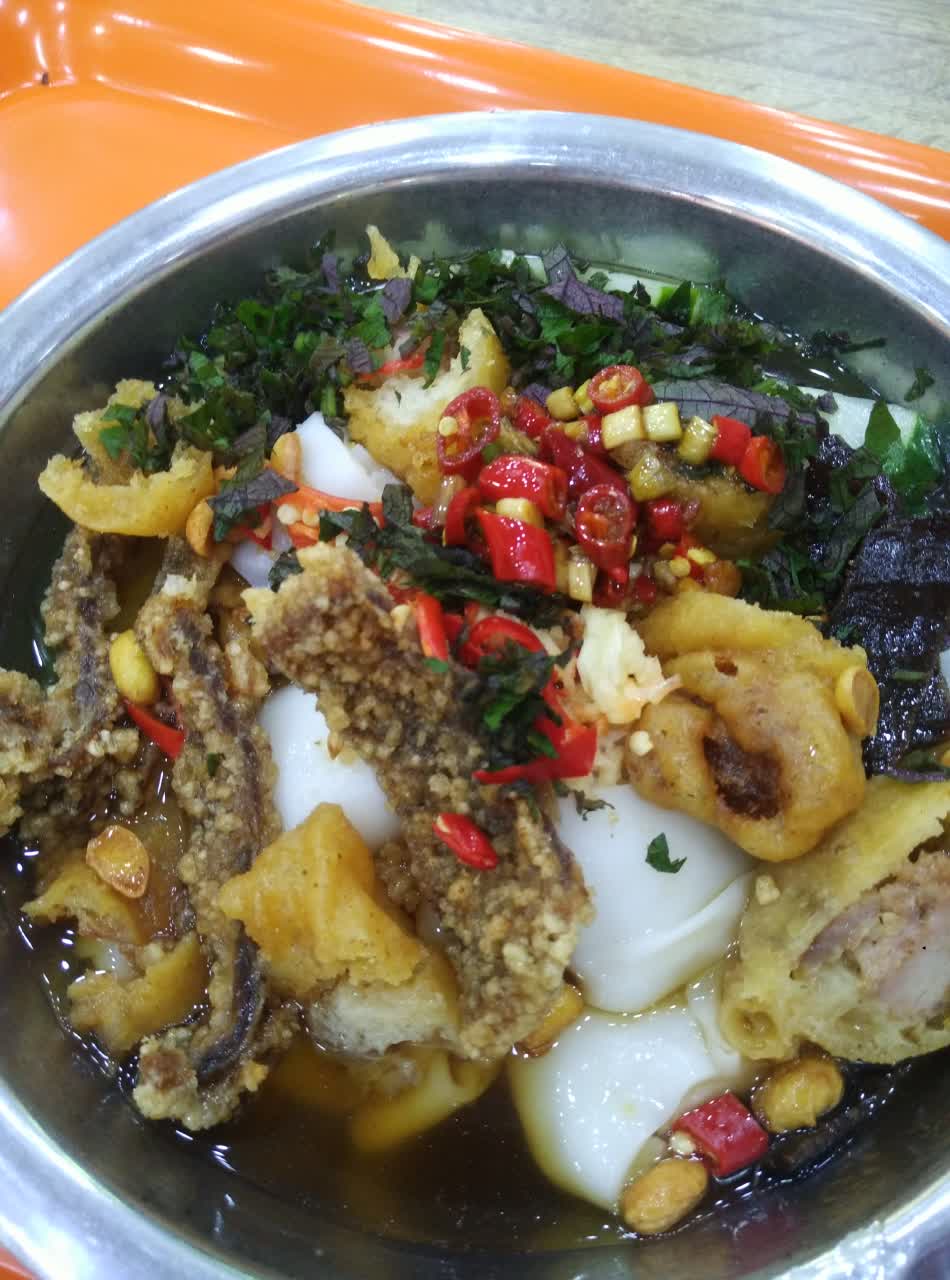 2022邹家宾阳酸粉(平湖店)美食餐厅,粉做得很棒!酸酸甜甜加指天.