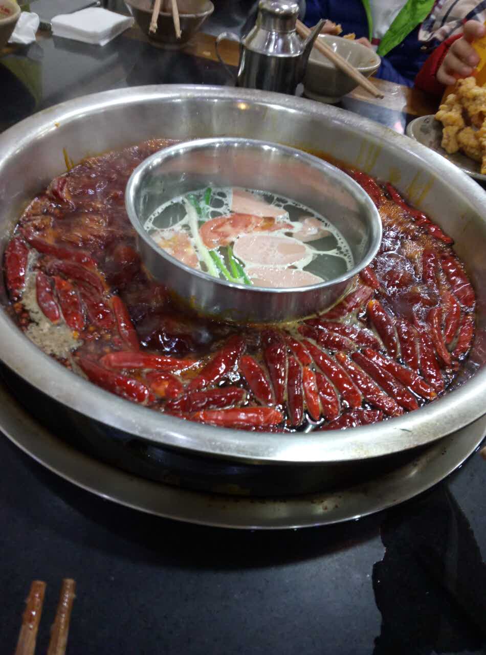 真三味老火锅(空港店)